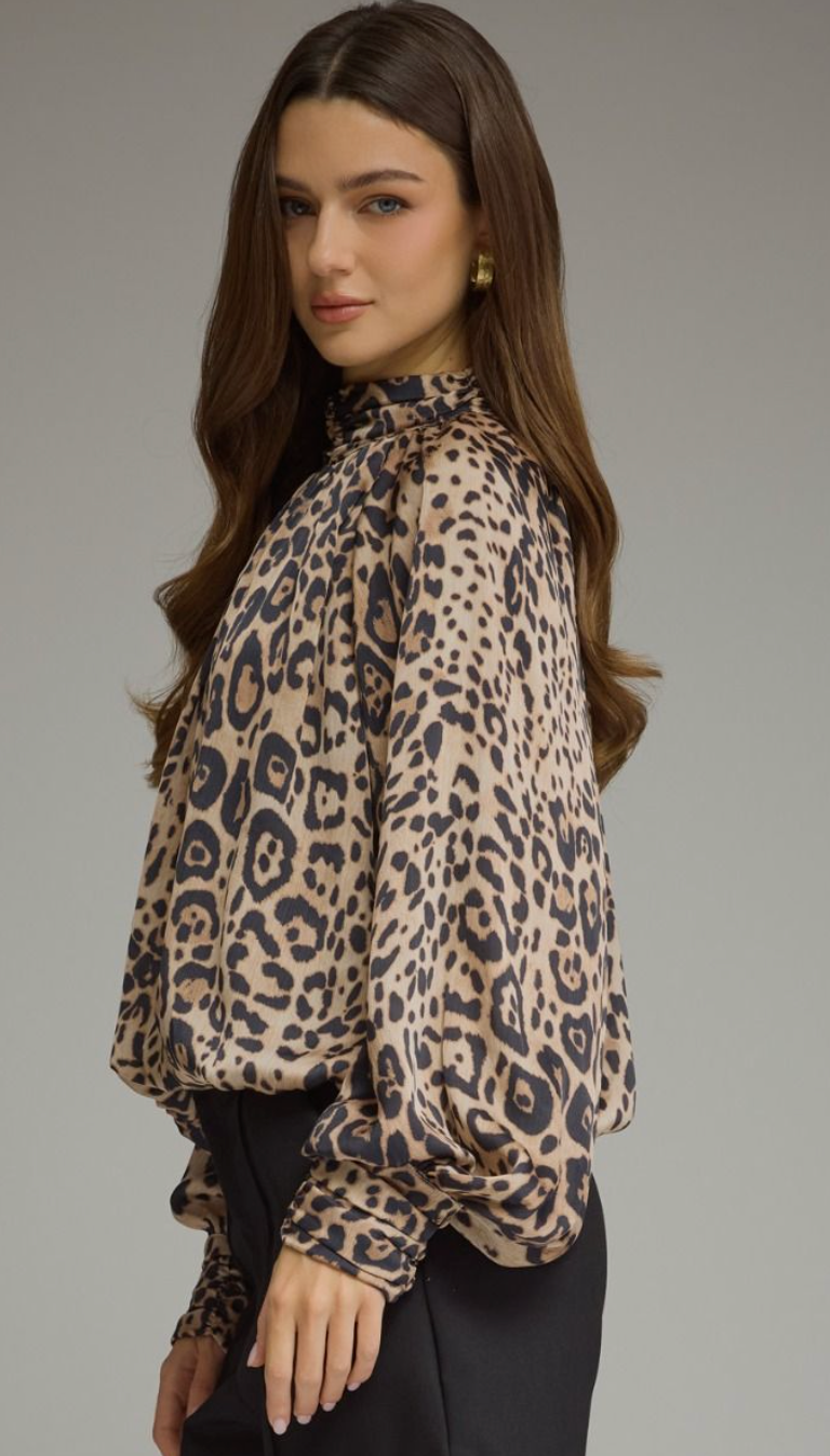 Raquel - Leopard Blouse