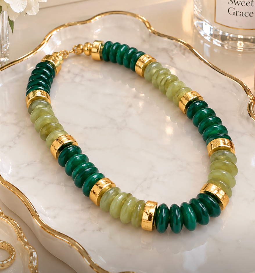 Jules - Beaded Necklace (Green)