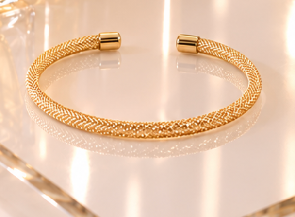 Trish - Mesh Cuff (Gold)
