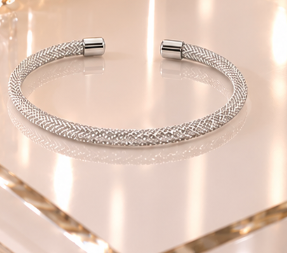 Trish - Mesh Cuff (Silver)