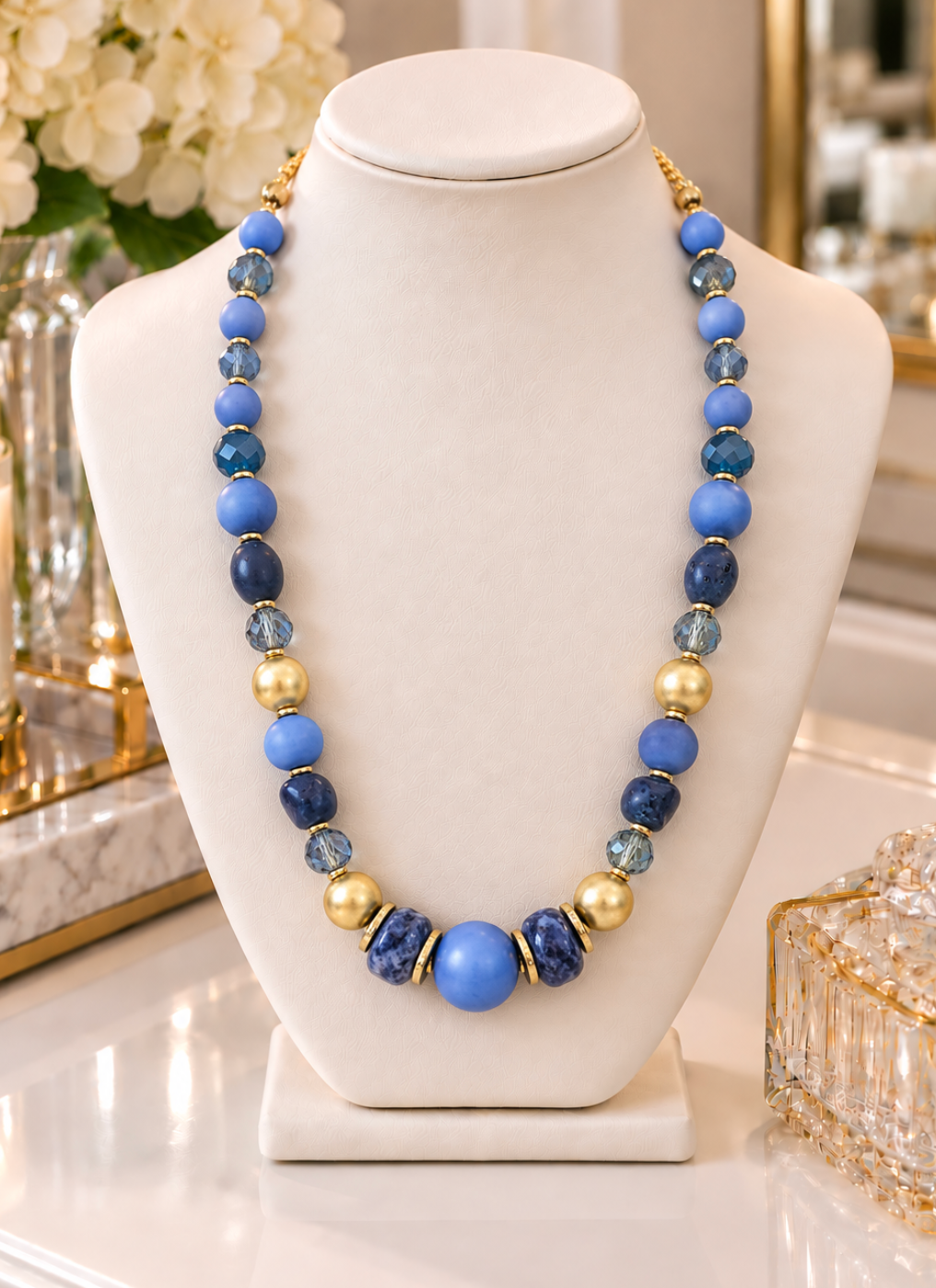 Rita - Beaded Necklace (Blue)