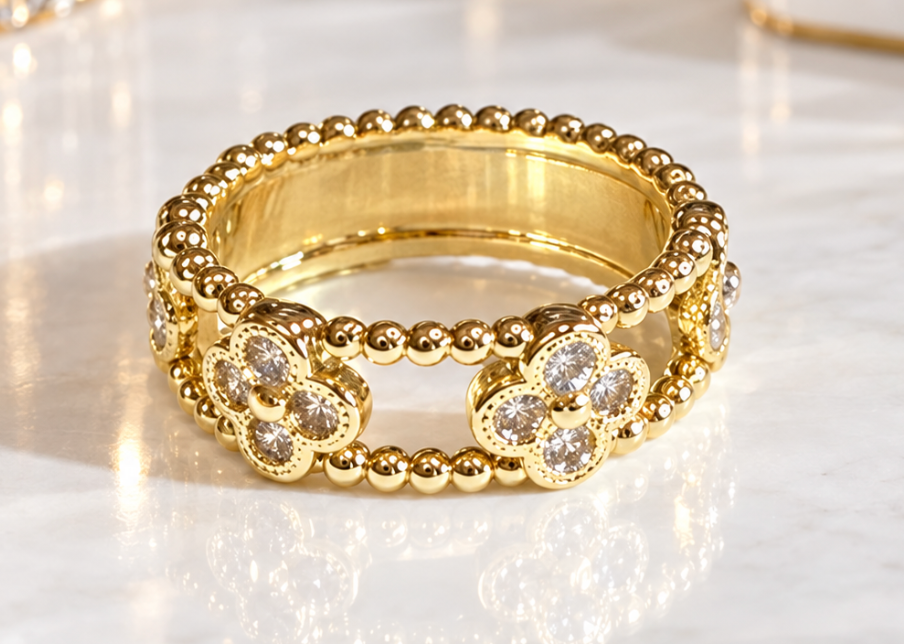 Danica - Rhinestone Clover Detail Ring