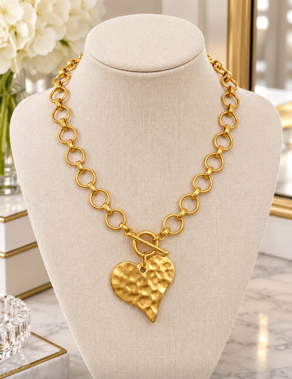 Kara - Hammered Heart Circle Link Chain Necklace