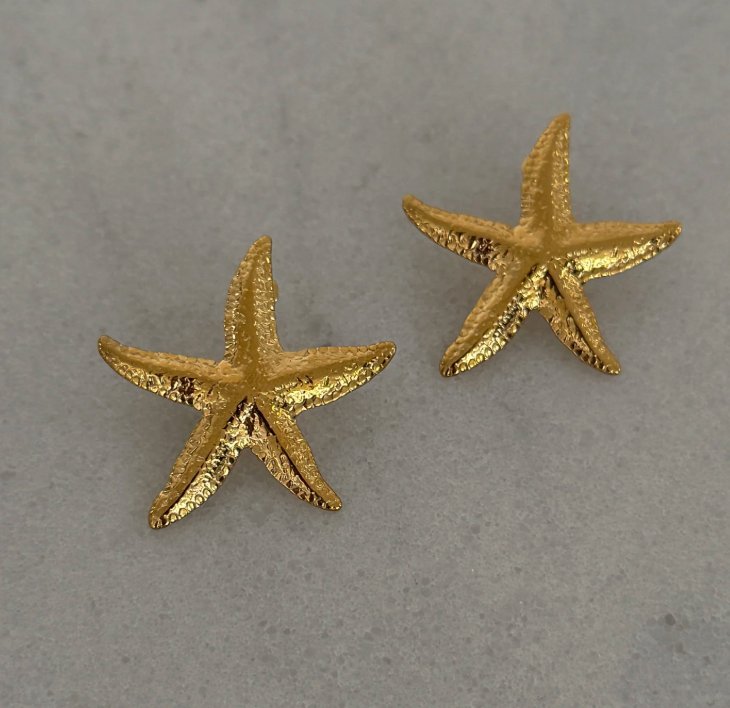 CHANSUTT - Starfish Earrings