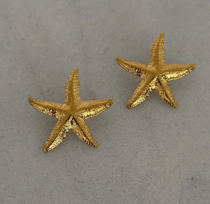 CHANSUTT - Starfish Earrings
