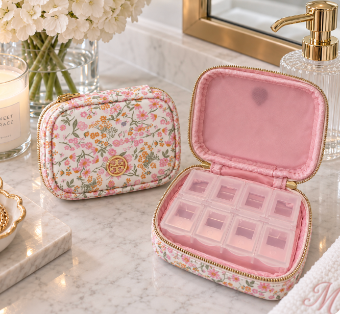 Pill Organizer Petal Charm - Pink