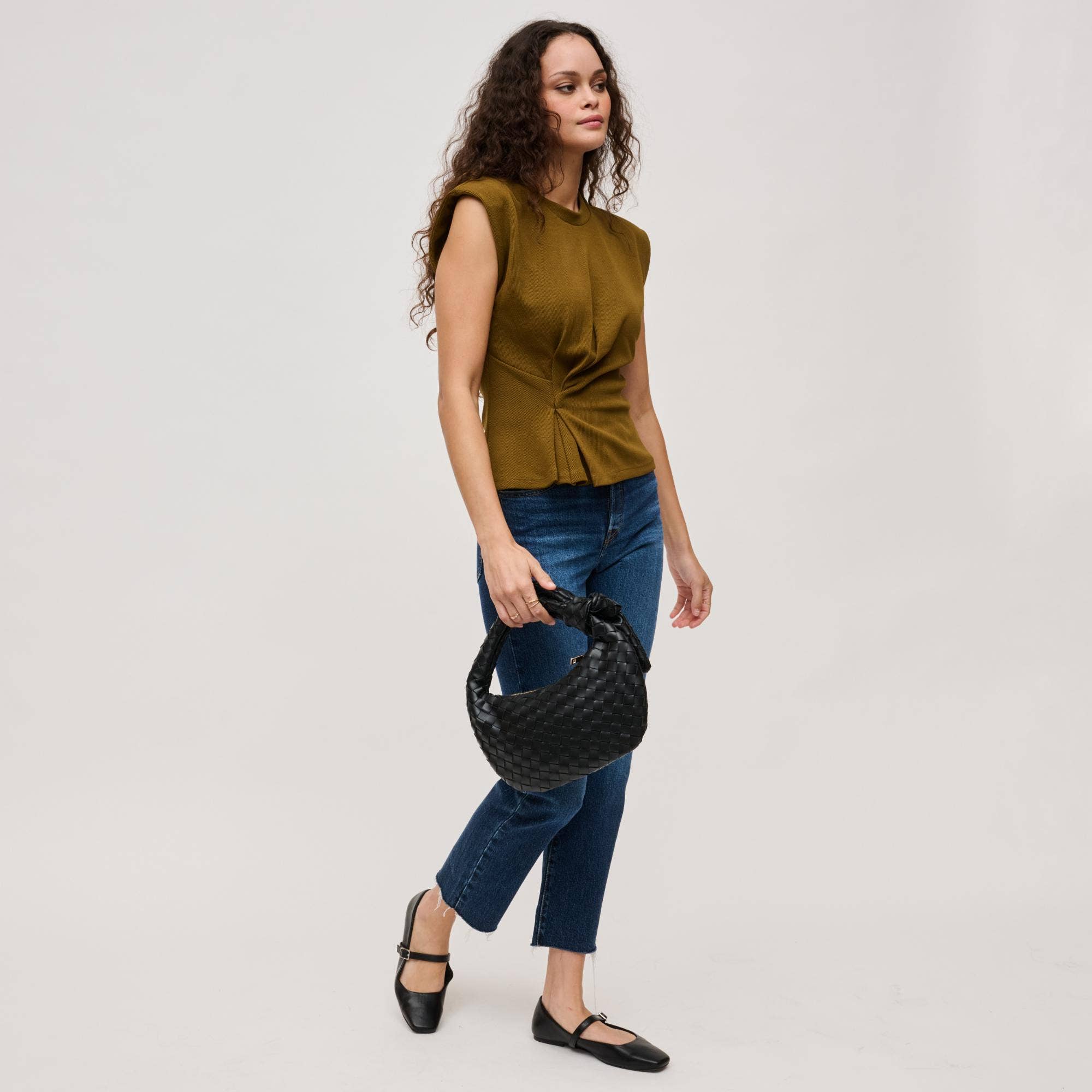 Lizbeth - Woven Knot Clutch (Black)