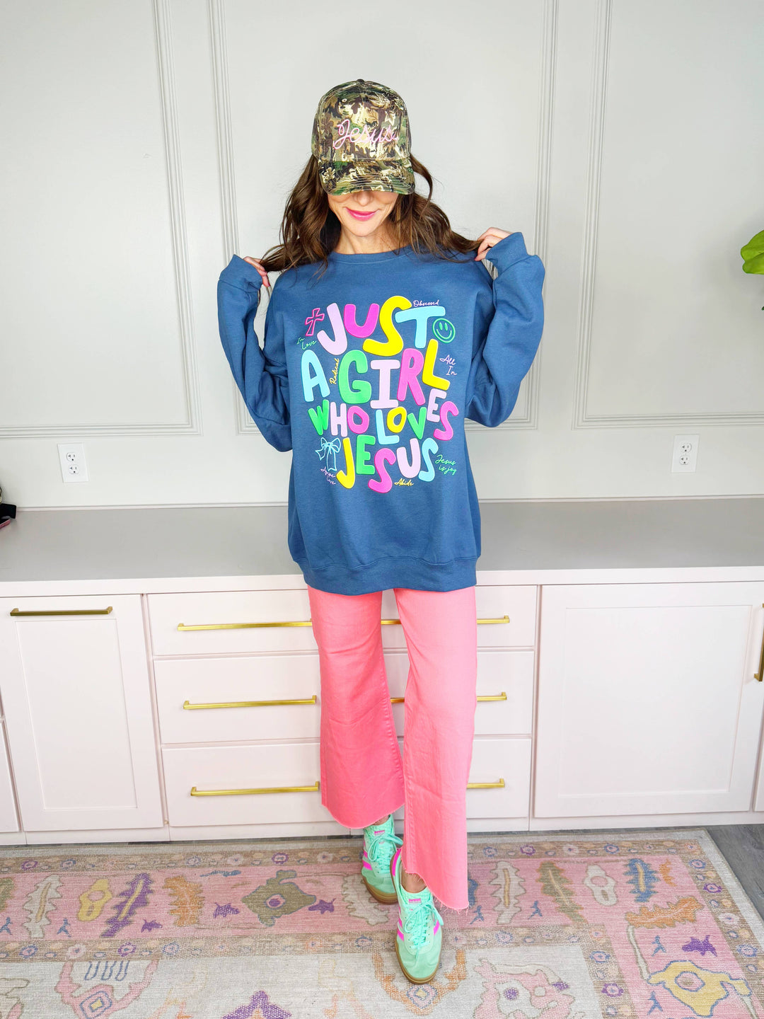 Poppy & Pine - Just a Girl Who Loves Jesus Sweatshirt (Denim)