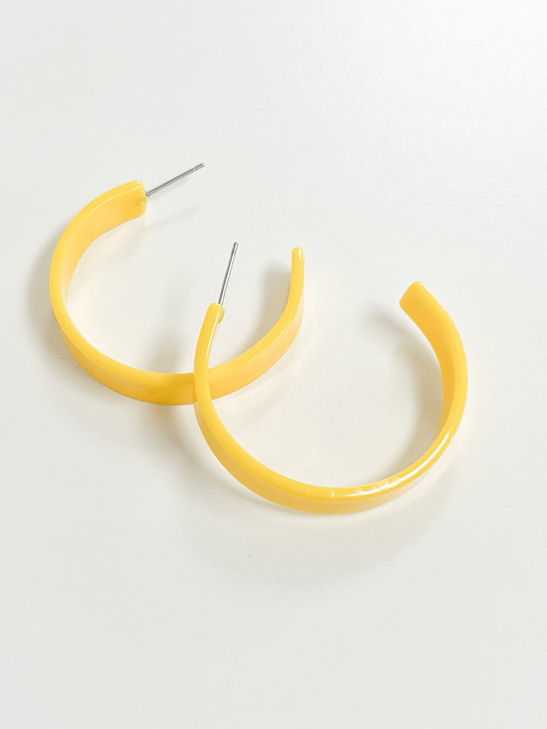 Gia - Acrylic Hoop Earrings (Yellow)
