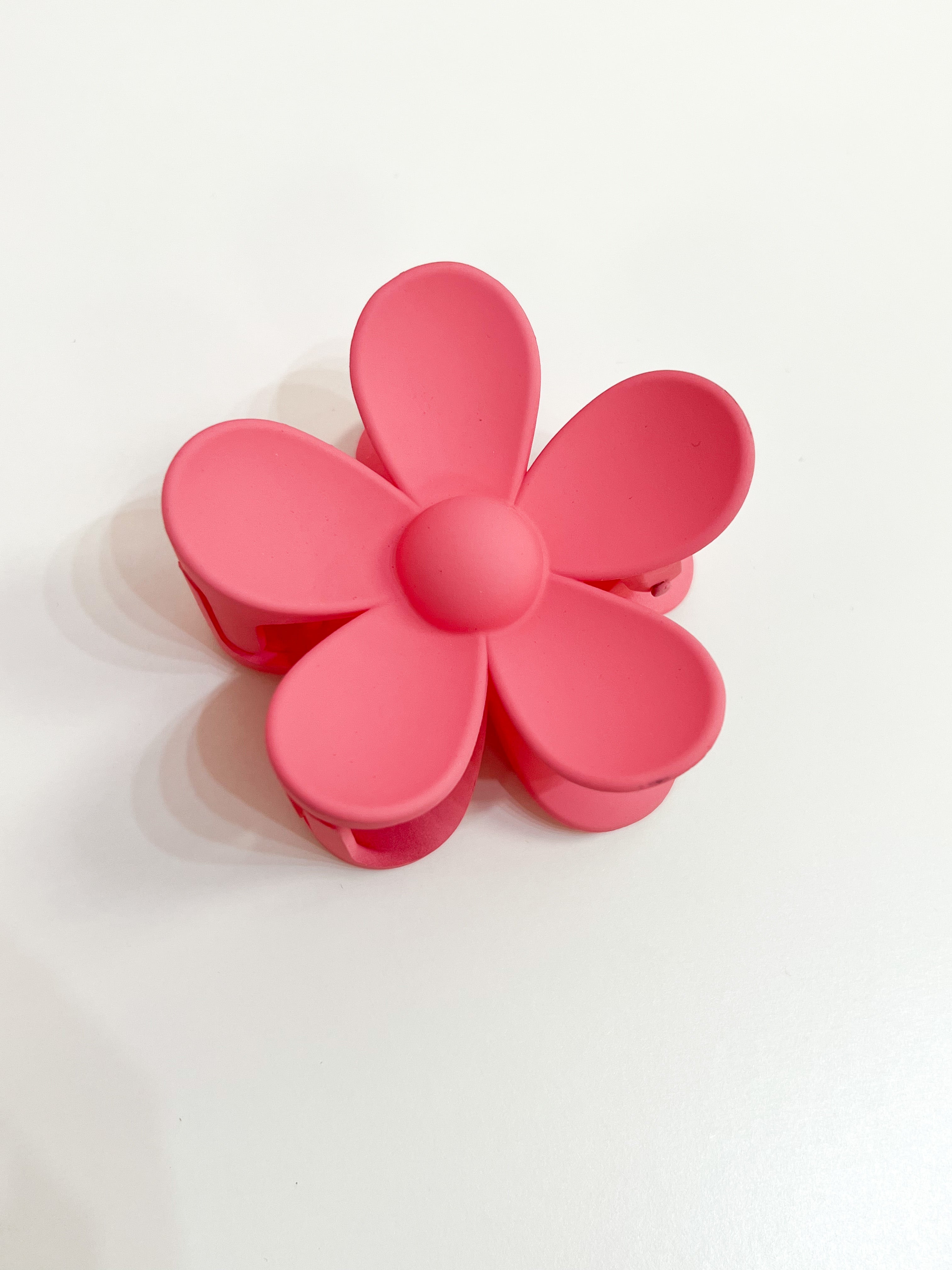 Tia - 3" Flower Hair Claw Clip