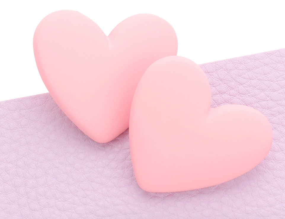 Callie - Clay Heart Earrings (Light Pink)